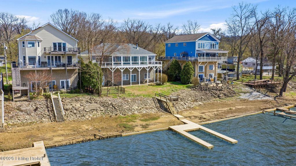 Photo of 1726 Riverside Dr, Prospect, KY 40059 (MLS # 1712685)