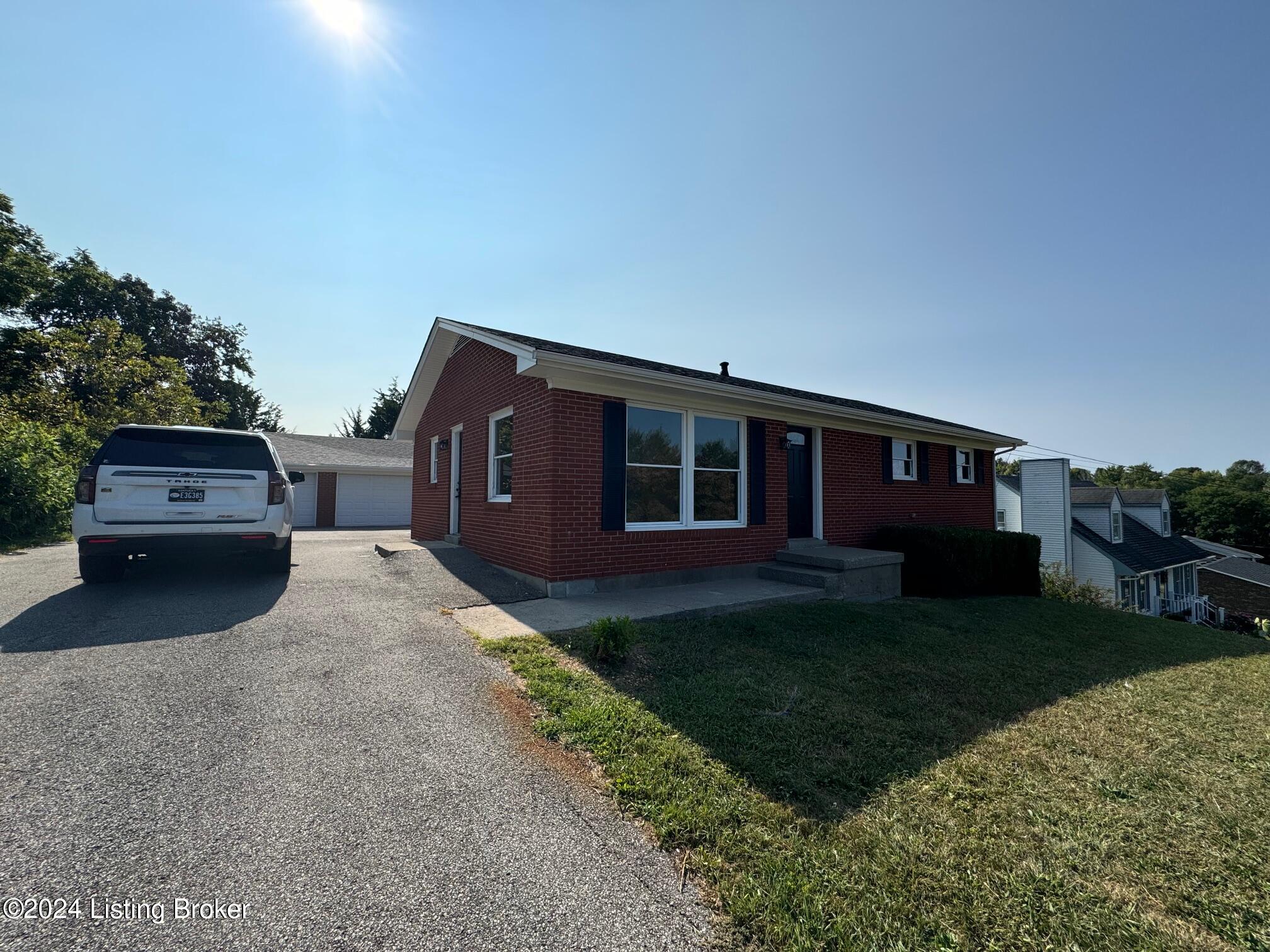 1217 Lyndon Ln, Radcliff, Kentucky image 27