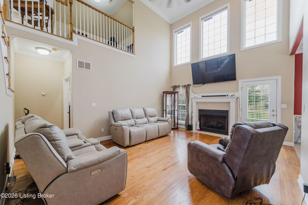 Photo of 33 River Heights BLVD, Taylorsville, KY 40071 (MLS # 1717181)