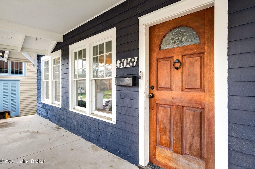 Photo of 308 Steele St, Frankfort, KY 40601 (MLS # 1712752)