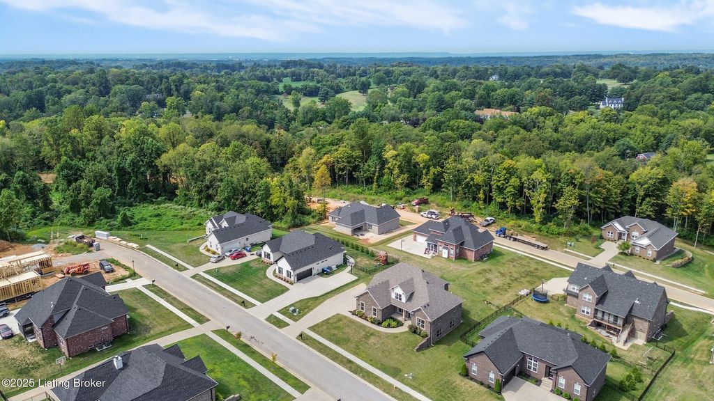 Photo of 13207 Blackberry Dr, Goshen, KY 40026 (MLS # 1697914)