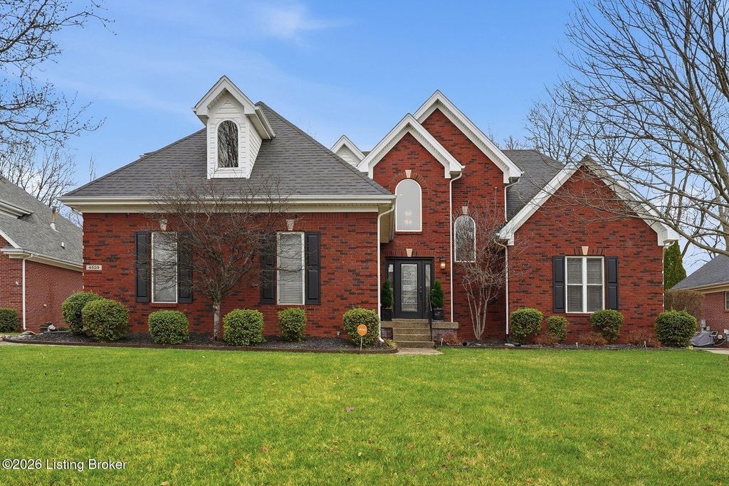 Photo of 4539 Cherry Forest Cir, Louisville, KY 40245 (MLS # 1711318)