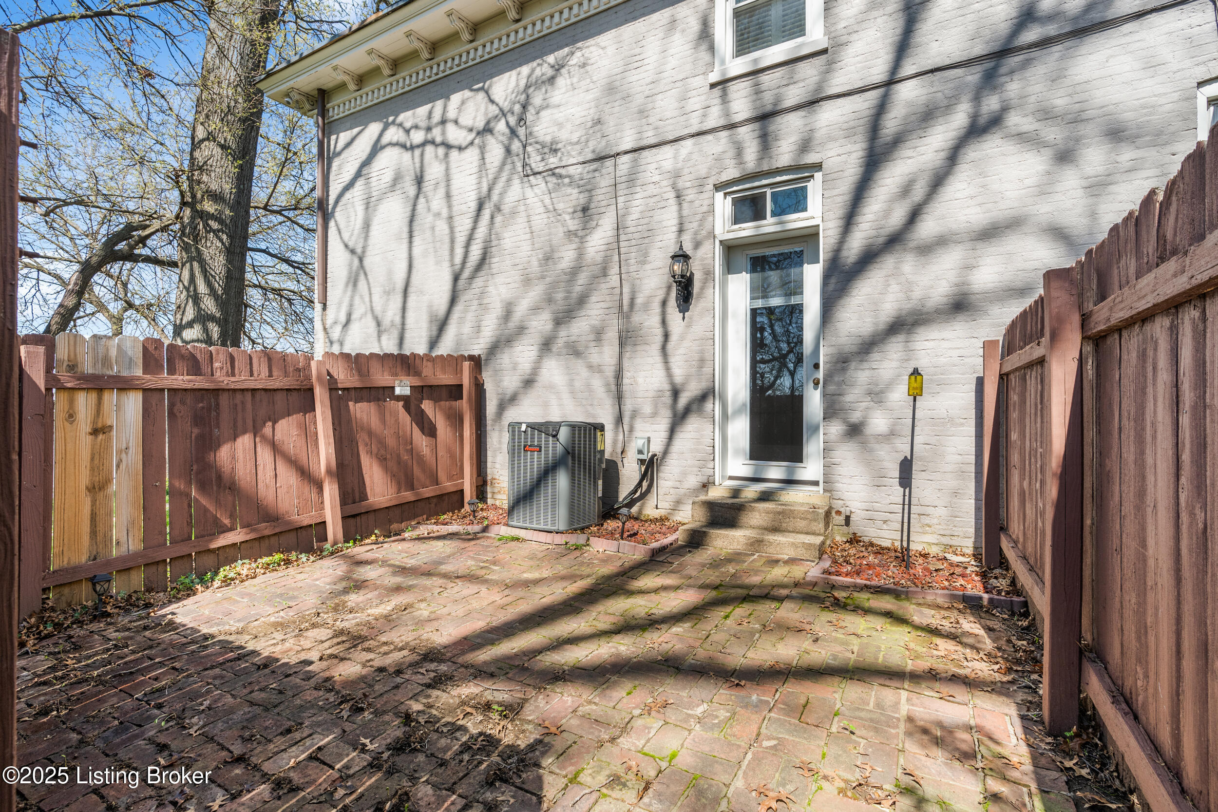 410 Pine St, Louisville, Kentucky image 36