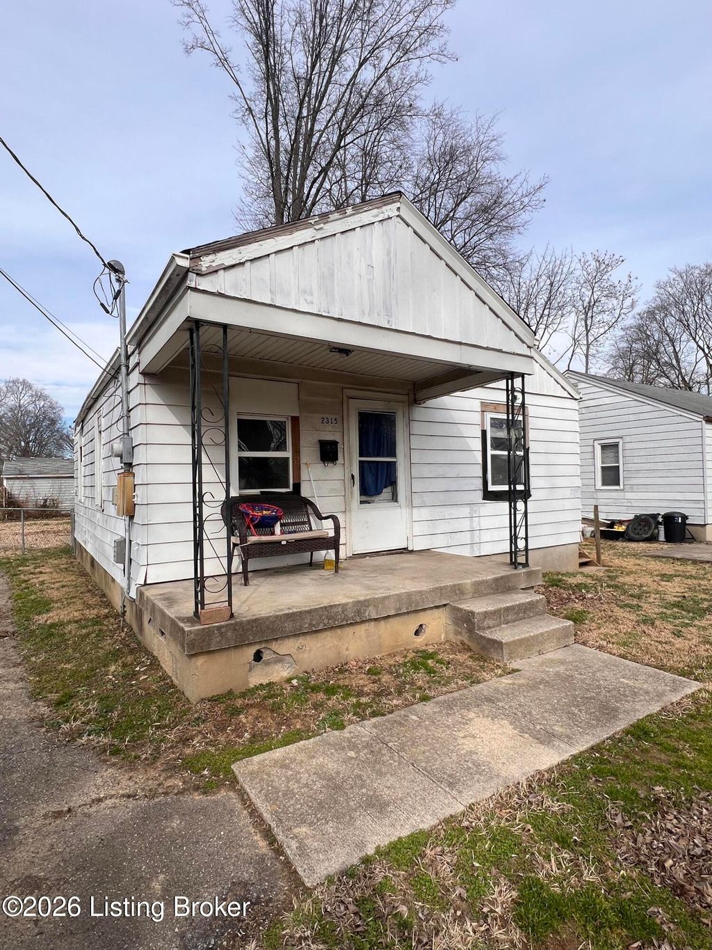 Photo of 2315 Briargate Ave, Louisville, KY 40216 (MLS # 1711858)