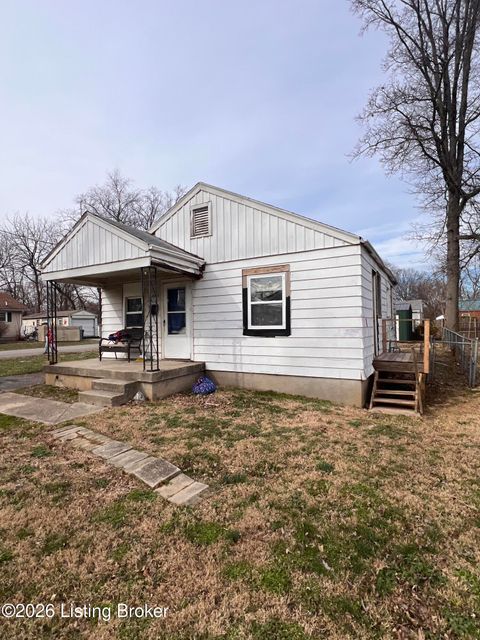 Photo of 2315 Briargate Ave, Louisville, KY 40216 (MLS # 1711858)