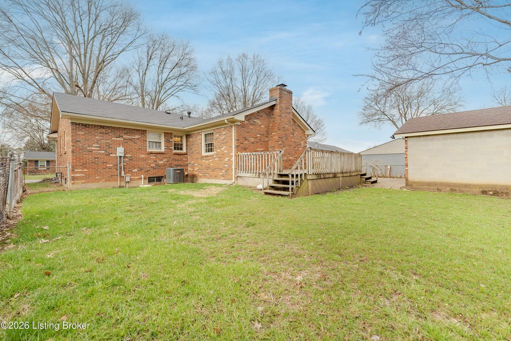 Photo of 3307 Eastside Dr, Louisville, KY 40220 (MLS # 1710972)