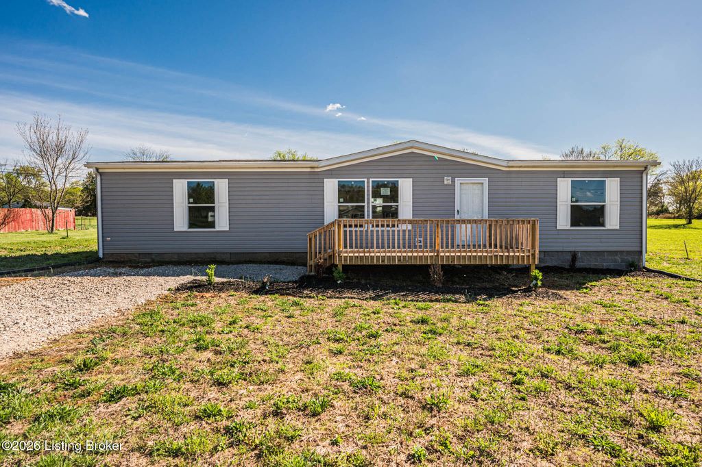 Photo of 68 Beech St, Smiths Grove, KY 42171 (MLS # 1713692)