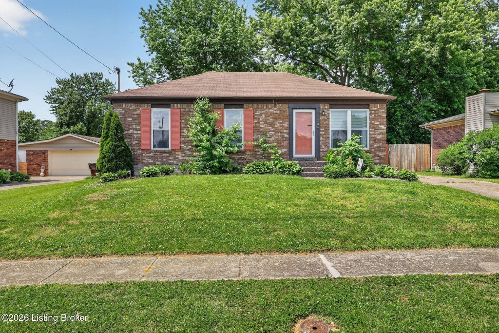 Photo of 11406 Angelina Rd, Louisville, KY 40229 (MLS # 1717190)