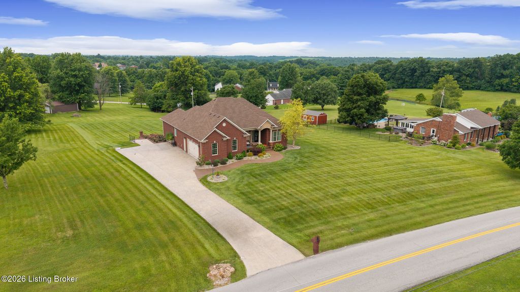 Photo of 1360 Dale Ln, Fisherville, KY 40023 (MLS # 1722087)