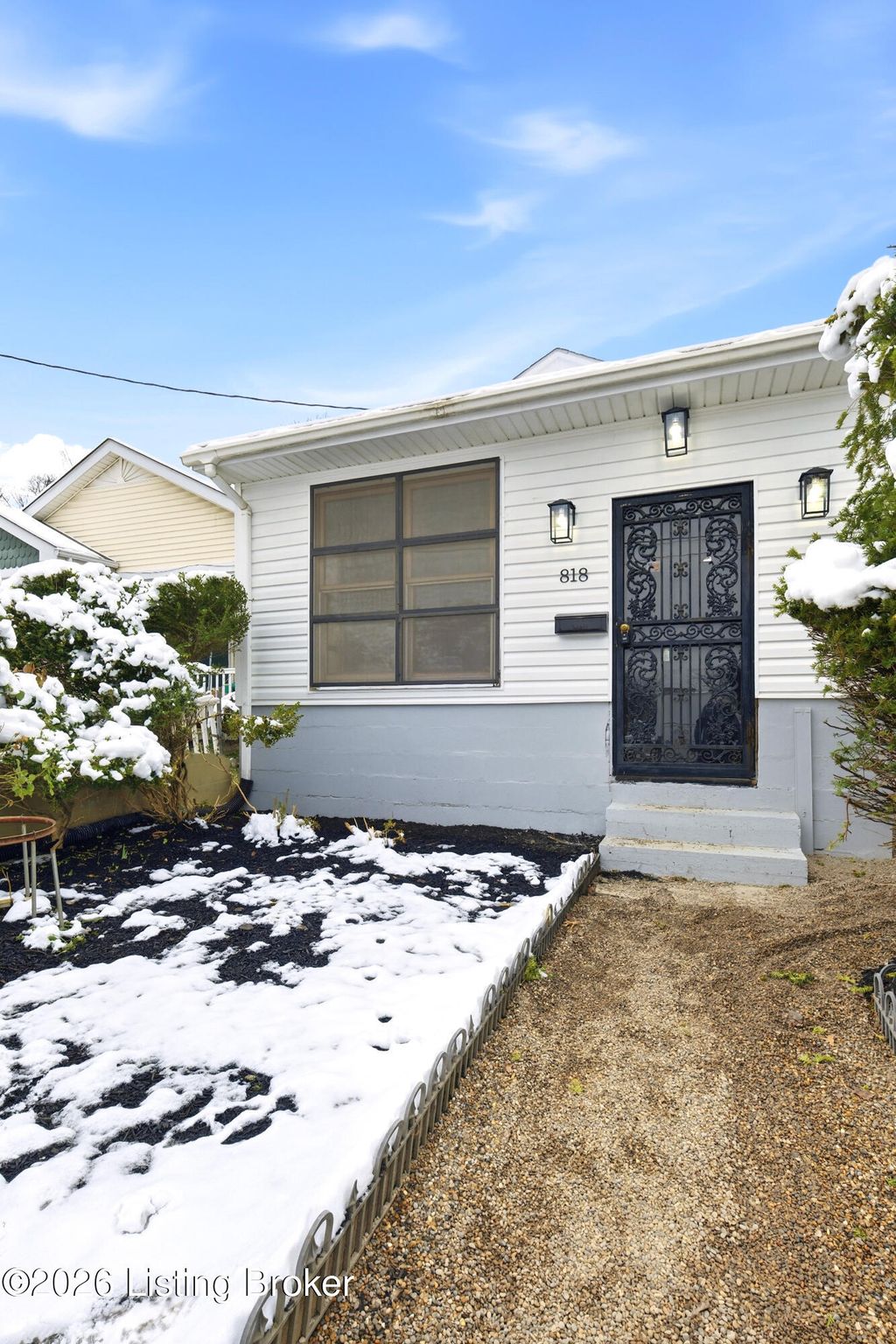 Photo of 818 S Hancock St, Louisville, KY 40203 (MLS # 1708666)