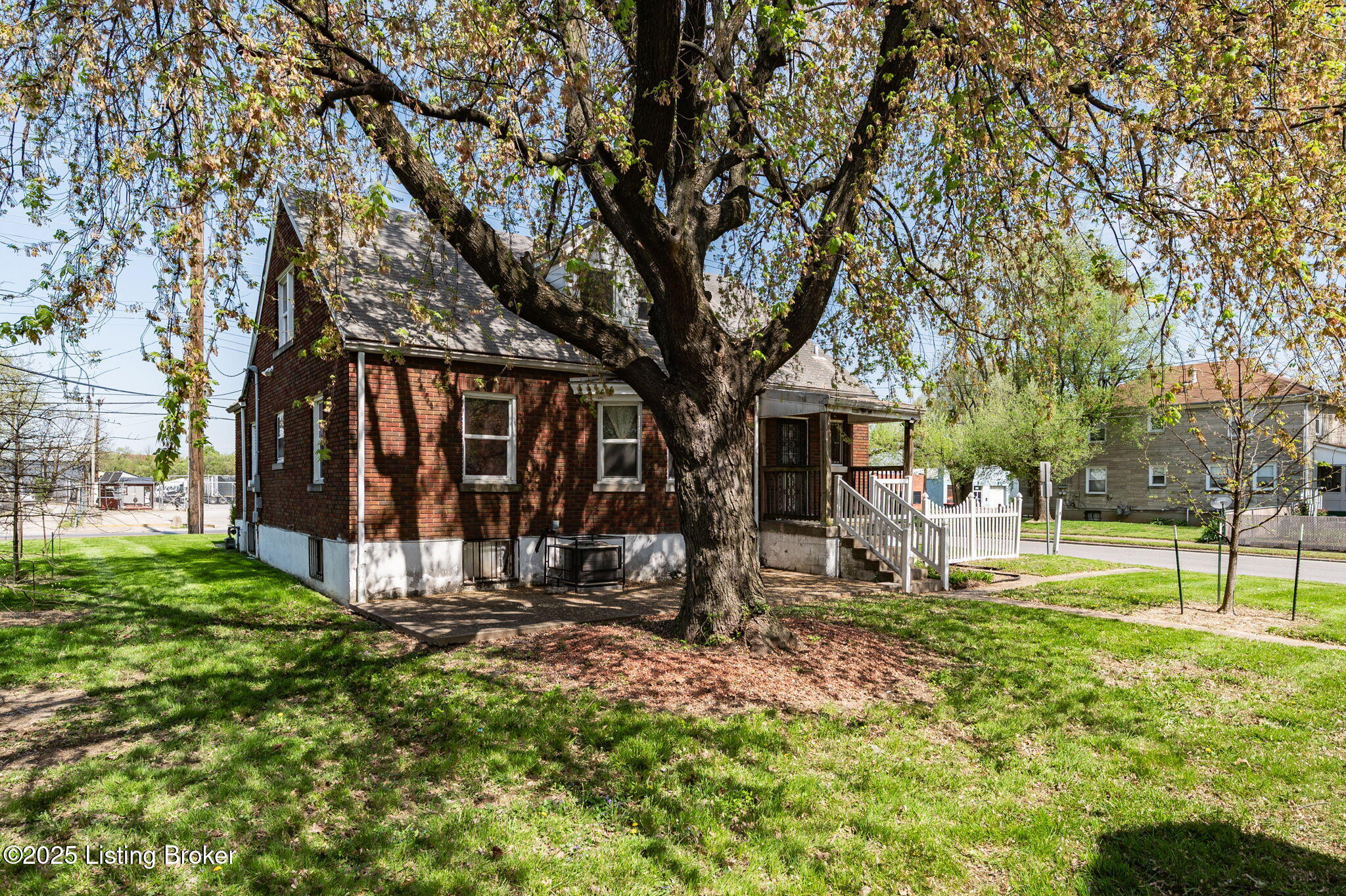 2225 7th Street Rd, Louisville, Pennsylvania image 5
