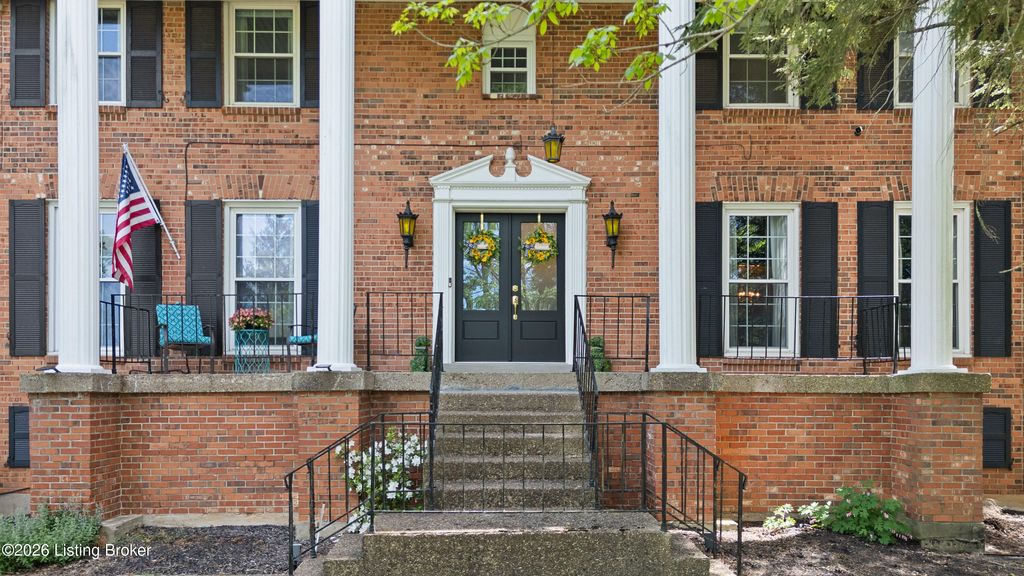 Photo of 6407 Gunpowder Ln, Prospect, KY 40059 (MLS # 1714865)