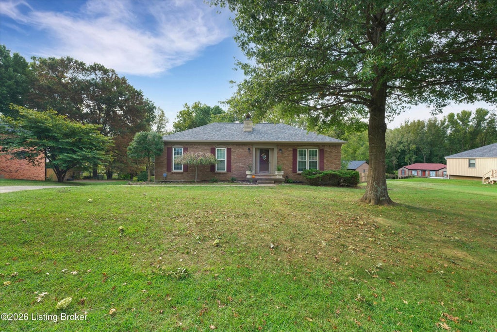 Photo of 12120 Rosewood Ln, Goshen, KY 40026 (MLS # 1729761)