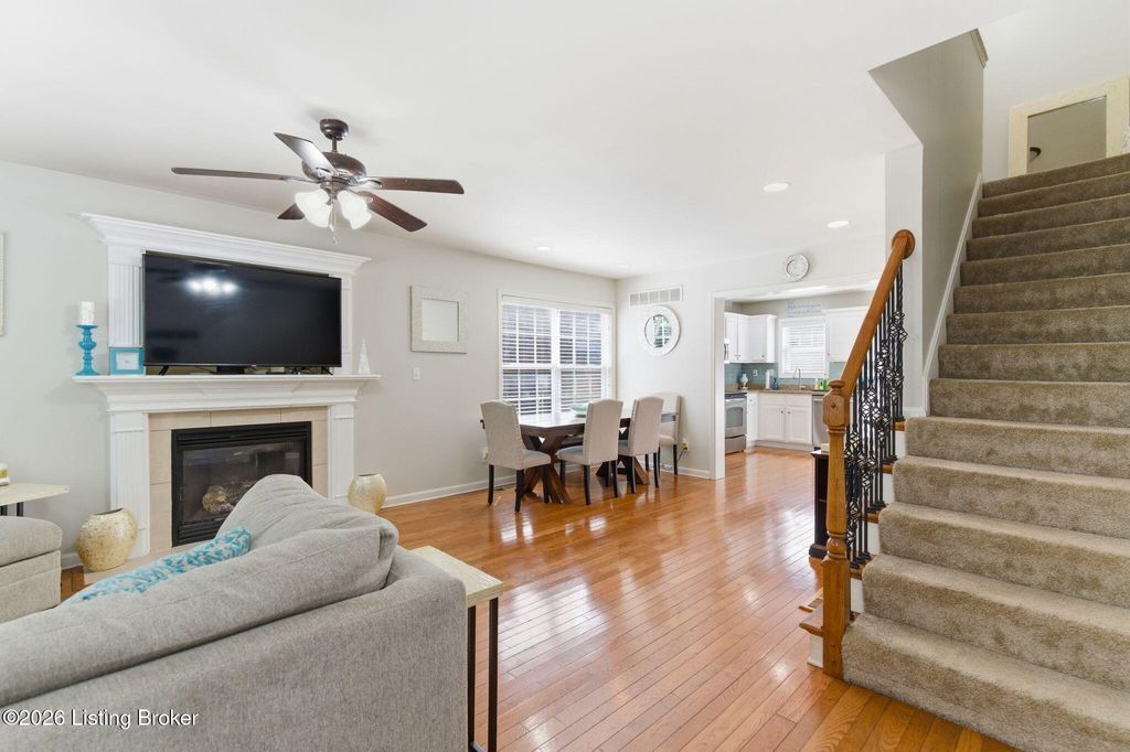 Photo of 11526 Bellewood Garden Ct, Louisville, KY 40223 (MLS # 1715511)