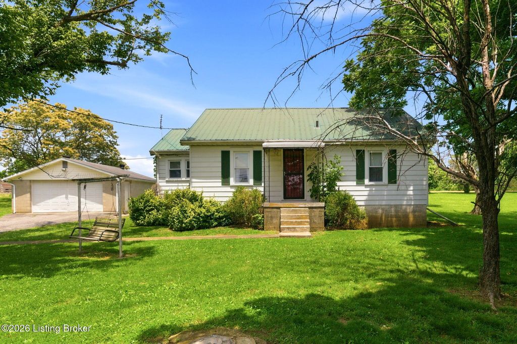 Photo of 10315 Oak Grove Rd, Louisville, KY 40291 (MLS # 1719715)