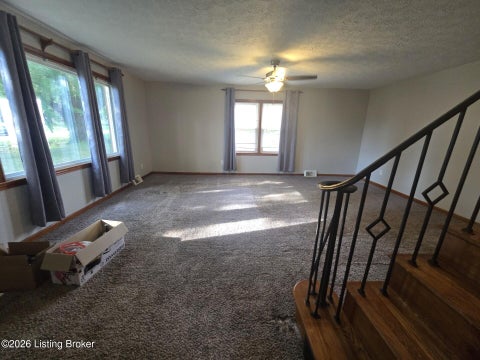 Tiny photo for 4358 S Wilson Rd, Elizabethtown, KY 42701 (MLS # 1729606)