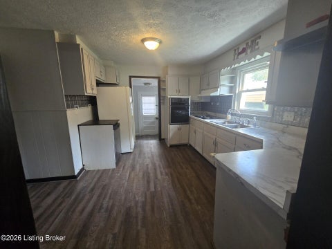 Tiny photo for 4358 S Wilson Rd, Elizabethtown, KY 42701 (MLS # 1729606)