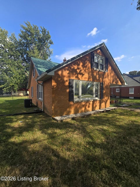 Tiny photo for 4358 S Wilson Rd, Elizabethtown, KY 42701 (MLS # 1729606)