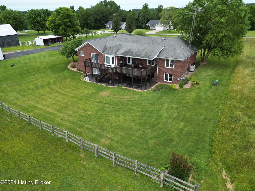 Photo of 1293 Clifty Church Dr, Leitchfield, KY 42754 (MLS # 1717666)