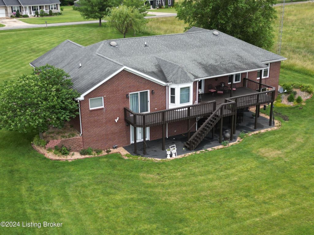 Photo of 1293 Clifty Church Dr, Leitchfield, KY 42754 (MLS # 1717666)