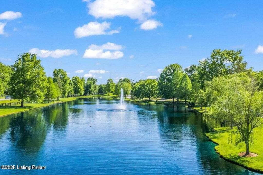 Photo of 6506 Sedgwicke Dr, Prospect, KY 40059 (MLS # 1709352)