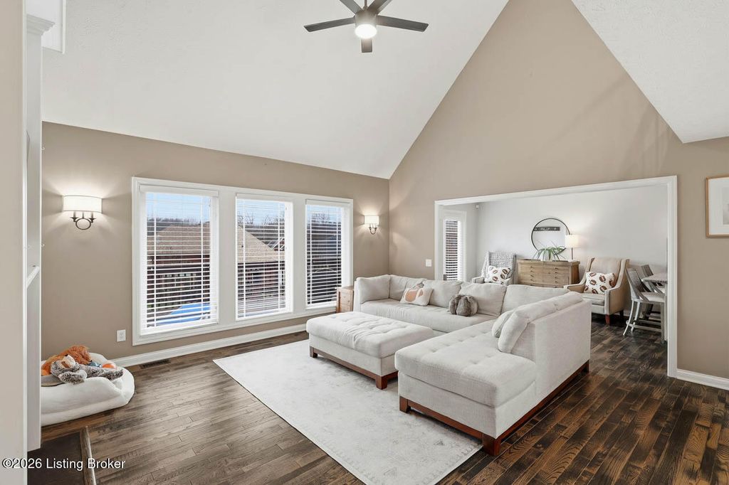 Photo of 13810 Fancy Gap Dr, Louisville, KY 40299 (MLS # 1714990)