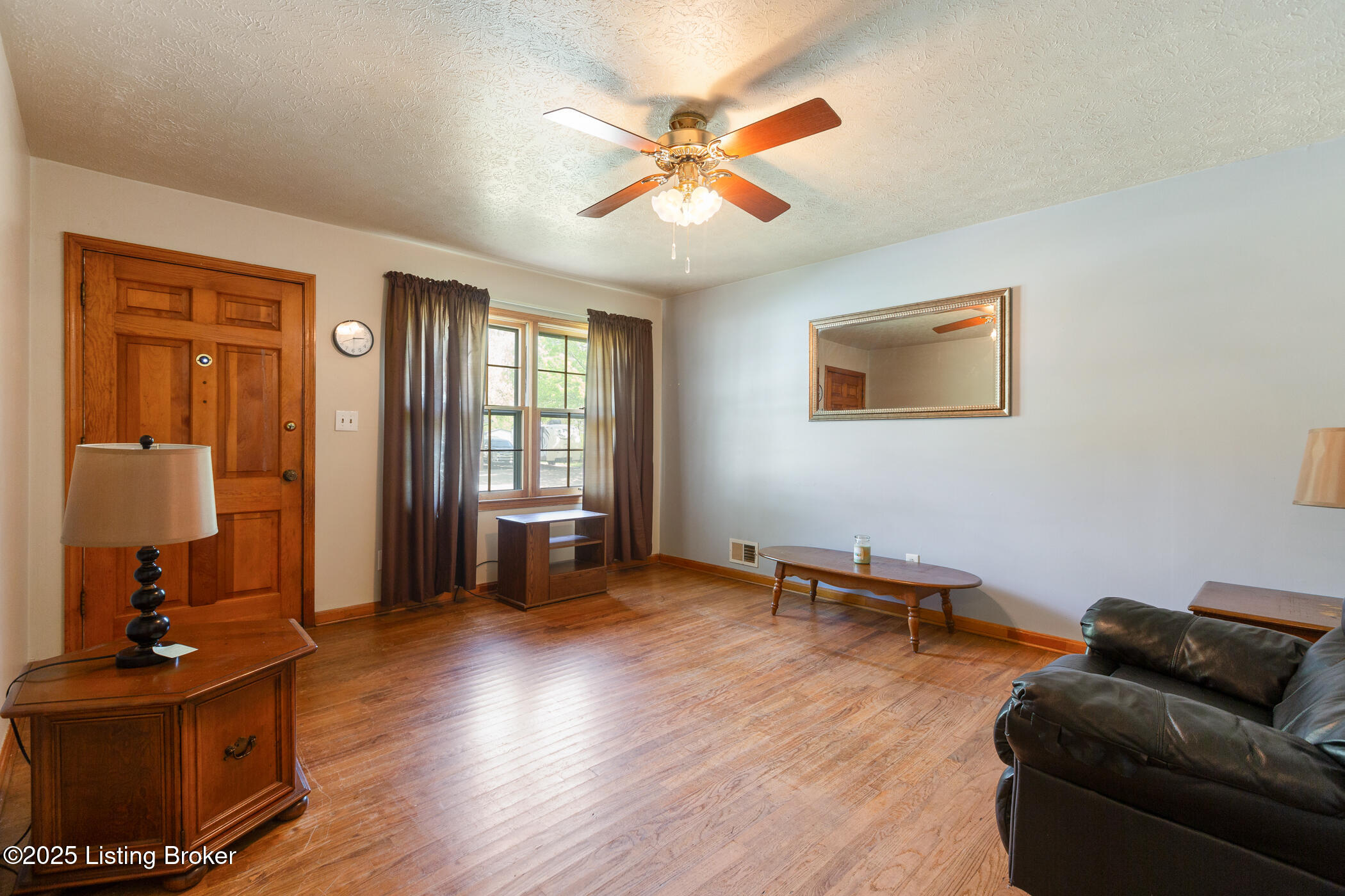 10108 Caven Ave, Louisville, Kentucky image 16