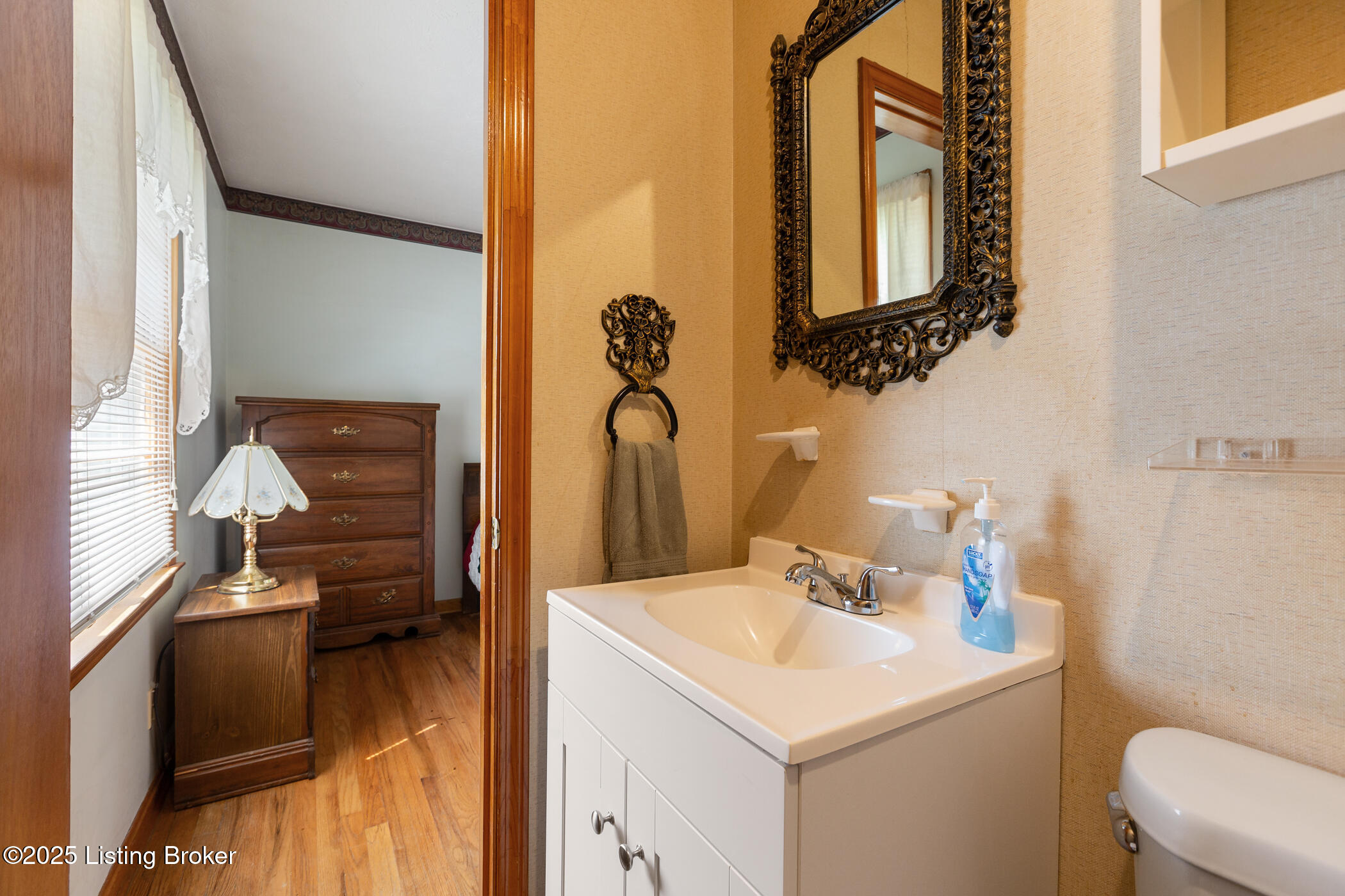 10108 Caven Ave, Louisville, Kentucky image 9
