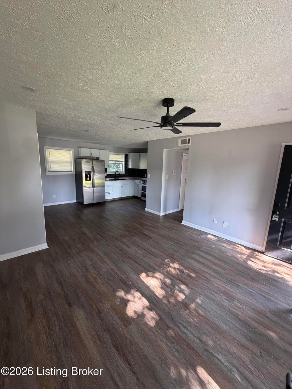 Photo of 8706 Gary Way, Louisville, KY 40118 (MLS # 1728296)