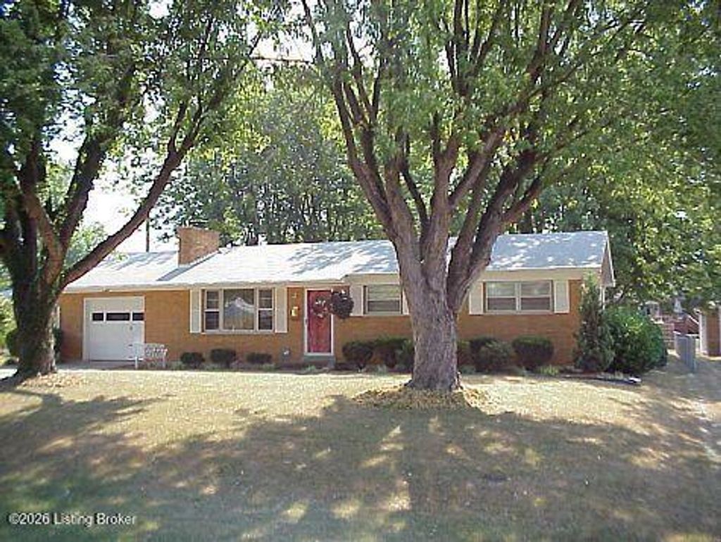 Photo of 4708 Saint Rita Dr, Louisville, KY 40219 (MLS # 1707887)