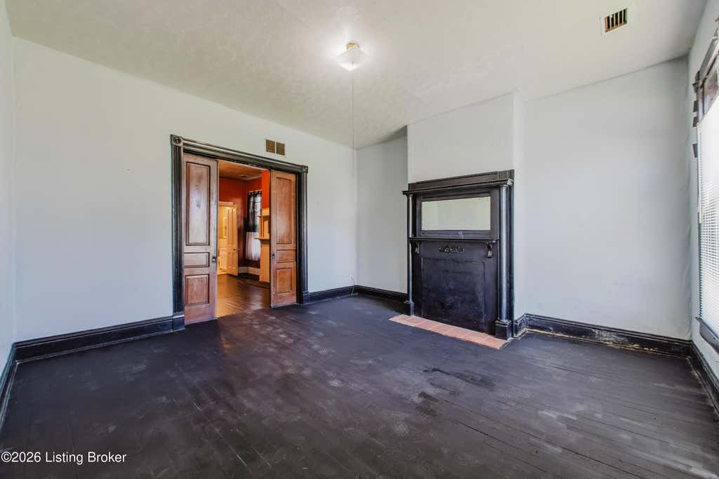 Photo of 2012 Bank St, Louisville, KY 40203 (MLS # 1719649)