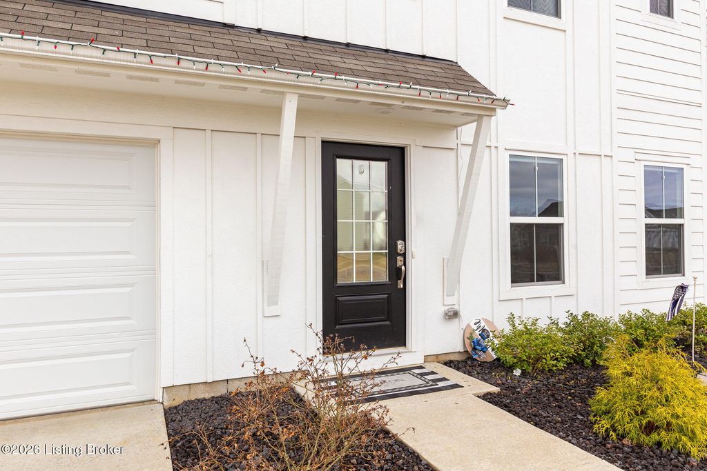 Photo of 115 Wildflower Ave, Mt Washington, KY 40047 (MLS # 1712898)