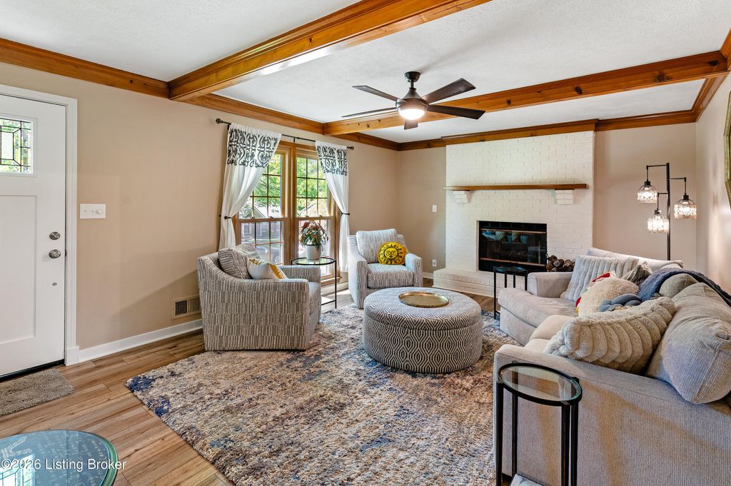 Photo of 1115 Cliffwood Dr, Goshen, KY 40026 (MLS # 1713882)