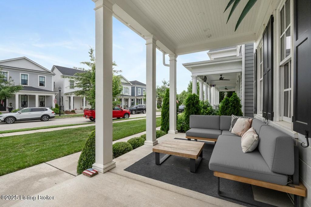 Photo of 6225 Mistflower Cir, Prospect, KY 40059 (MLS # 1704133)