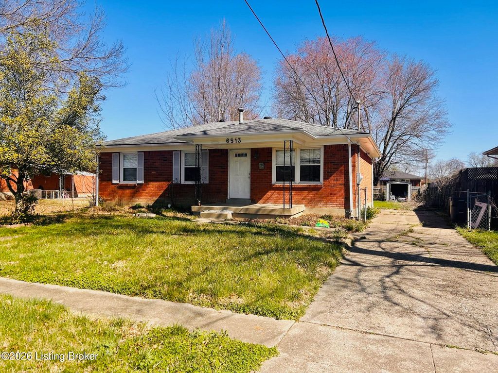 Photo of 6513 Alamo Ct, Louisville, KY 40258 (MLS # 1711353)