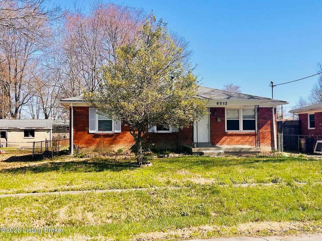 Photo of 6513 Alamo Ct, Louisville, KY 40258 (MLS # 1711353)