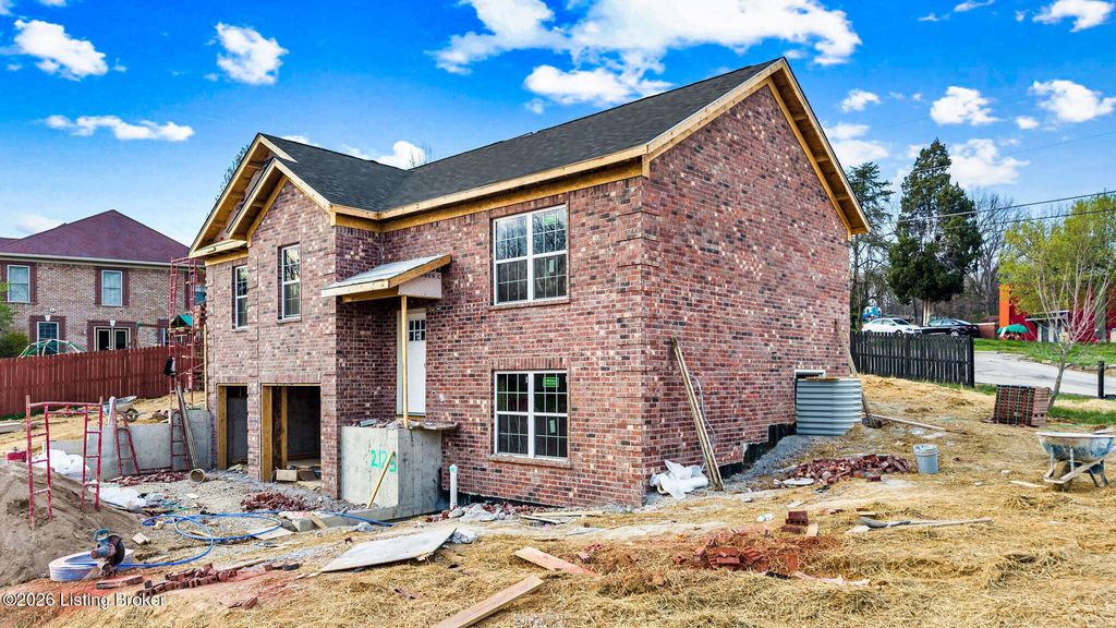 Photo of 2125 Churchdown Ln, Louisville, KY 40214 (MLS # 1713700)