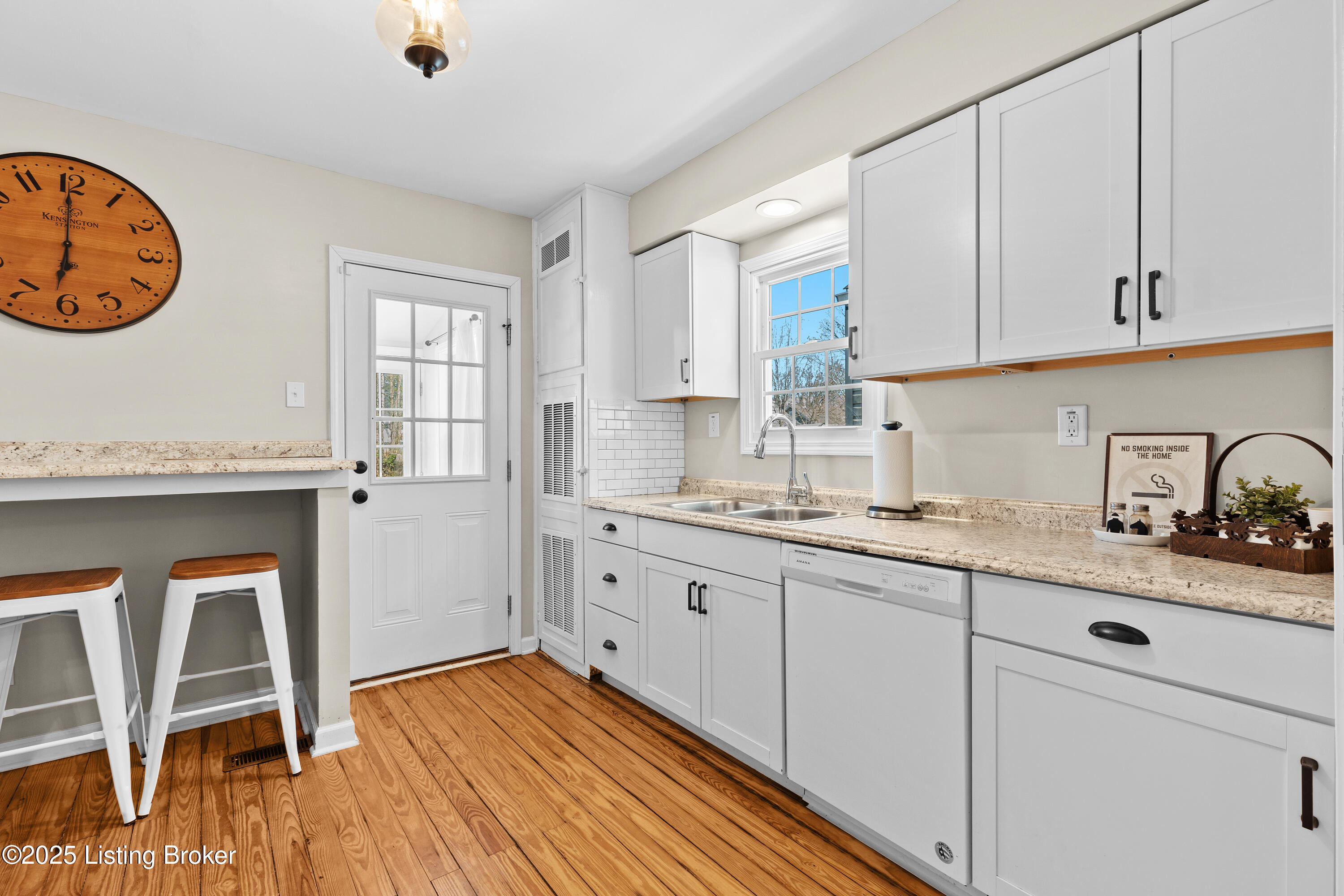 1113 Dresden Ave, Louisville, Pennsylvania image 10