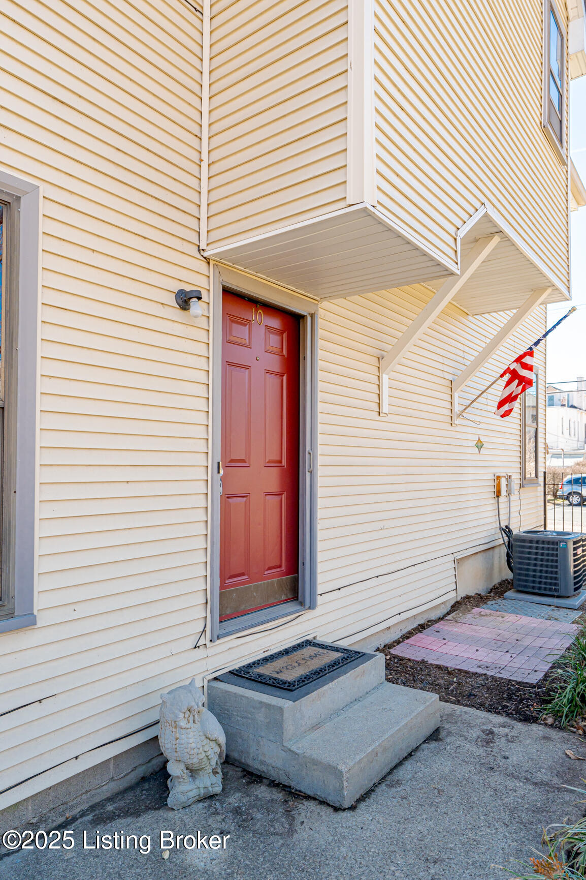 1140 S 1st St #10, Louisville, Kentucky image 29