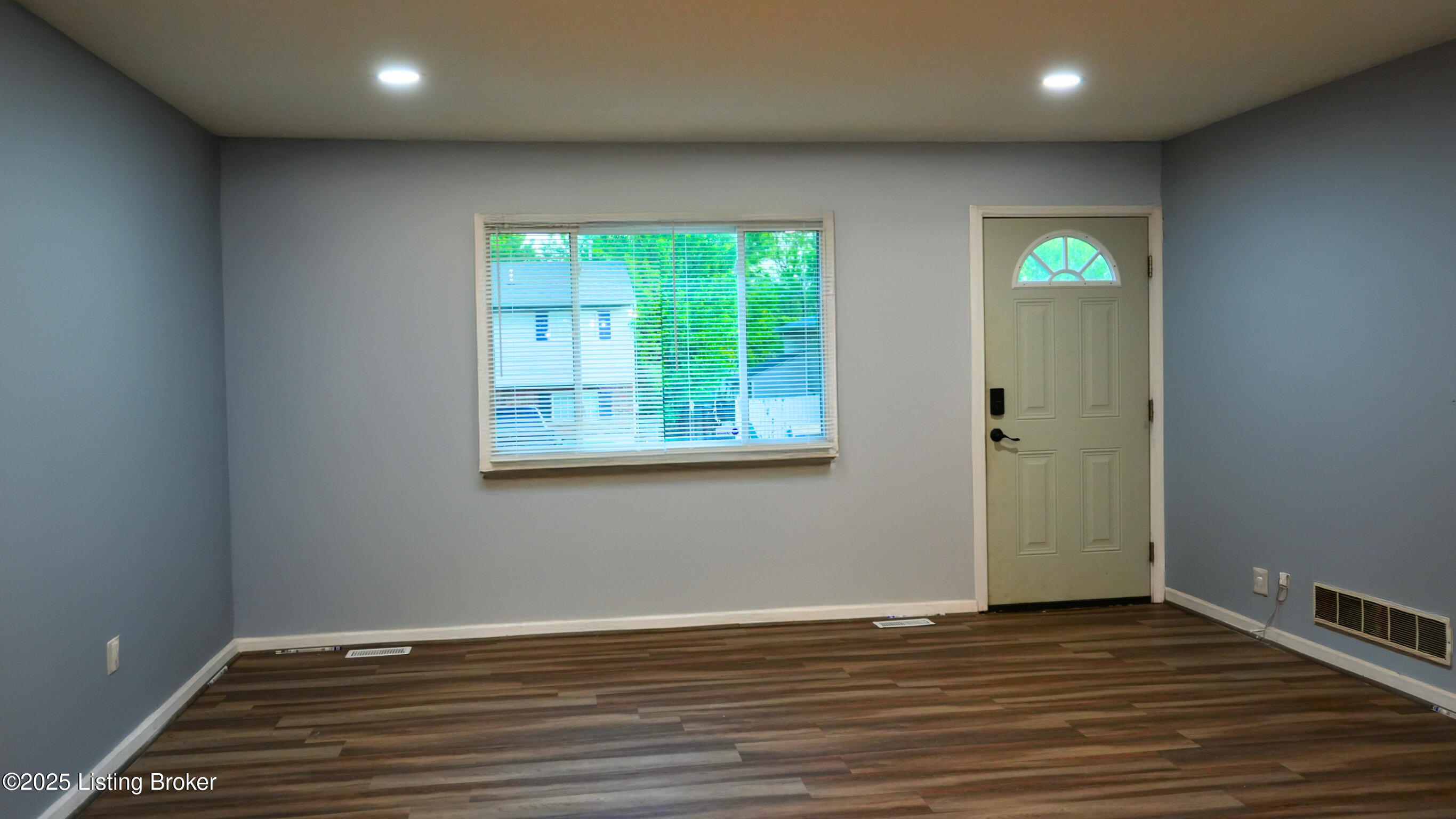 5013 Tolkien Ct, Louisville, Pennsylvania image 3