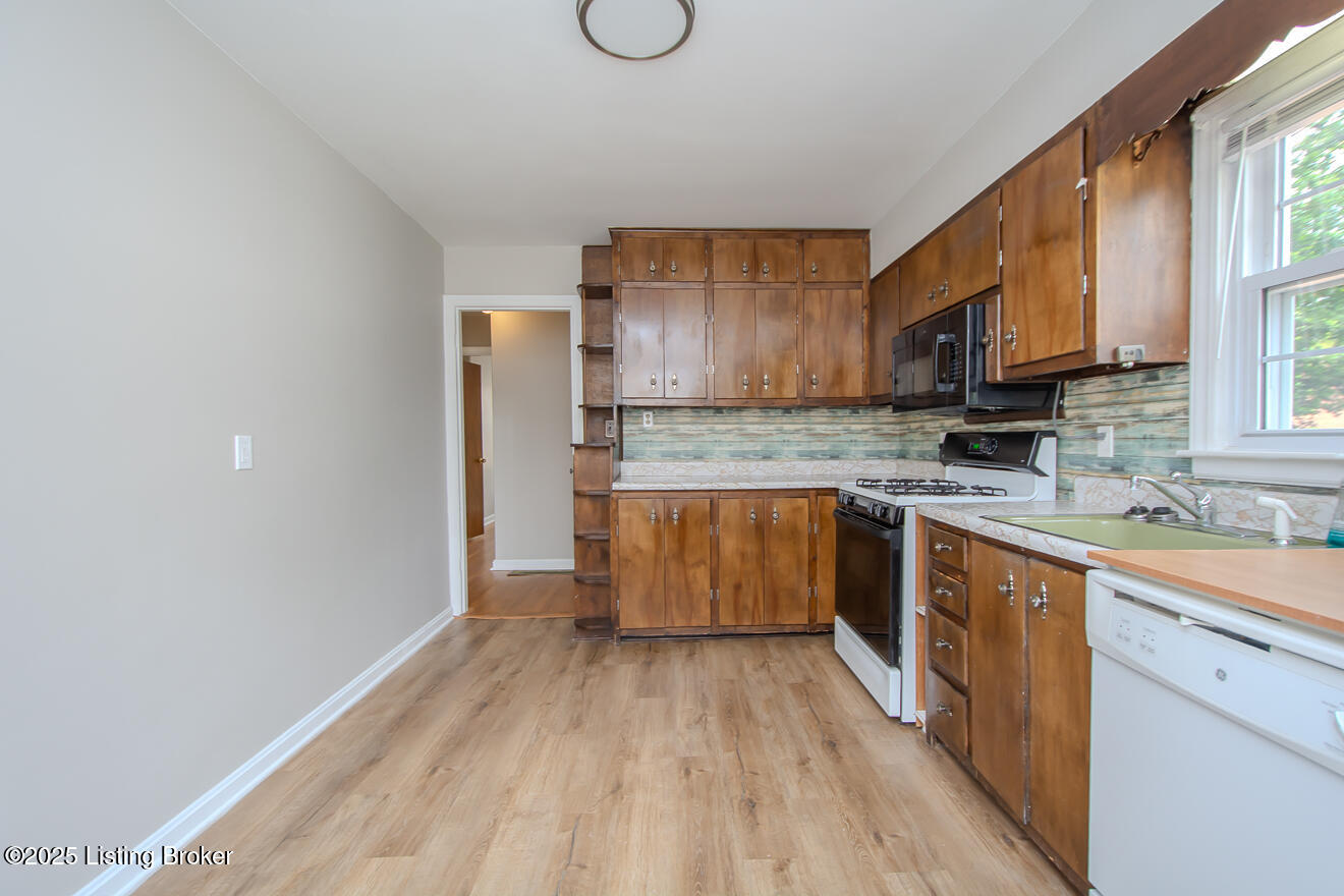 3547 Kings Hwy, Louisville, Pennsylvania image 3