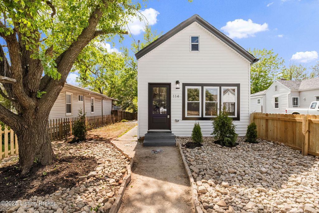 Photo of 114 Stevenson Ave, Louisville, KY 40206 (MLS # 1701358)