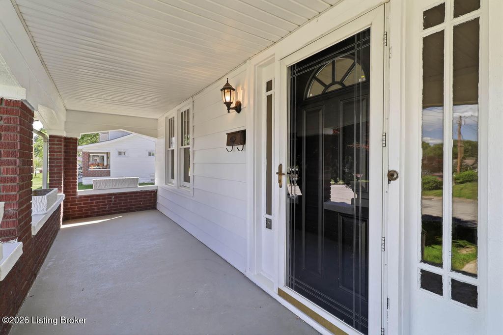 Photo of 3640 Henry Ave, Louisville, KY 40215 (MLS # 1714814)