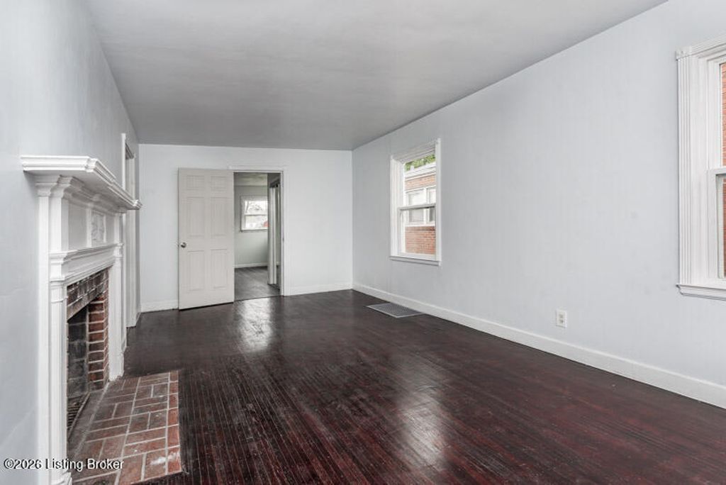 Photo of 124 E Tenny Ave, Louisville, KY 40214 (MLS # 1712771)