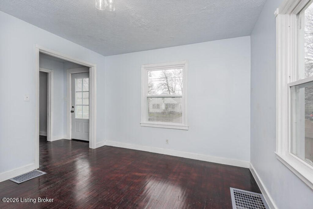 Photo of 124 E Tenny Ave, Louisville, KY 40214 (MLS # 1712771)