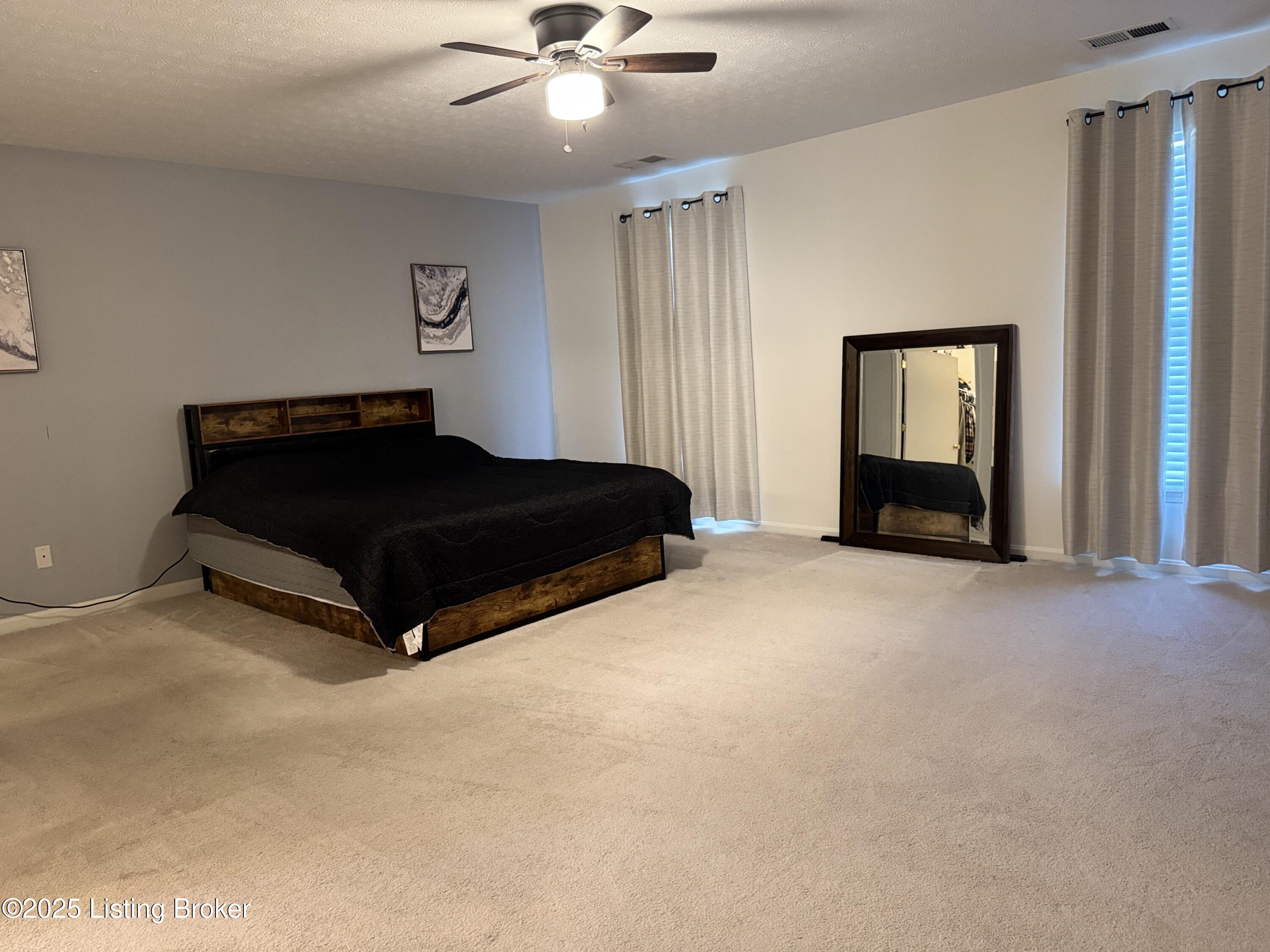 8005 Grandmeadow Ln, Louisville, Kentucky image 18
