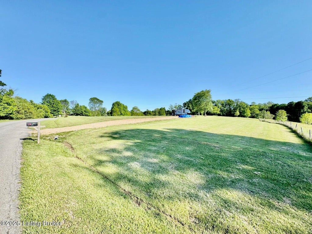 Photo of 1701 Hardesty Rd, Springfield, KY 40069 (MLS # 1717108)