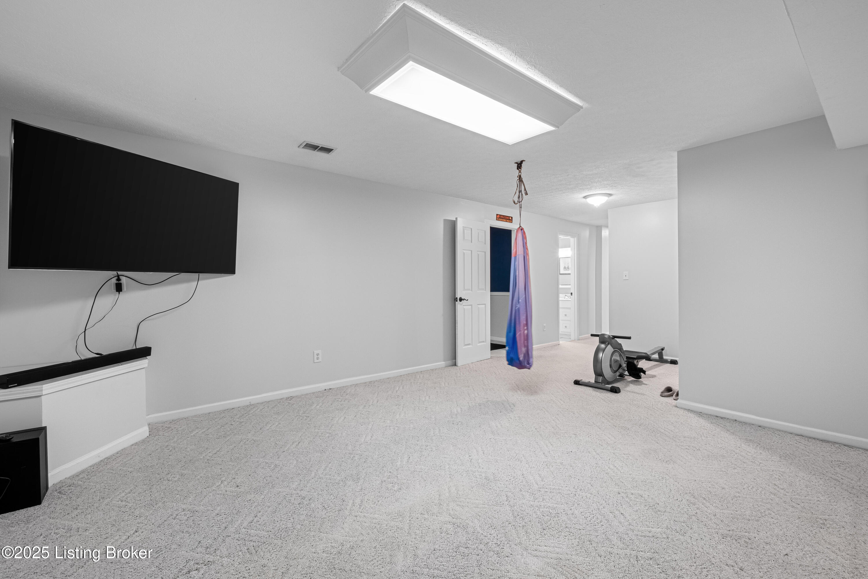 7303 Olde Nantucket Cove, Louisville, Kentucky image 33