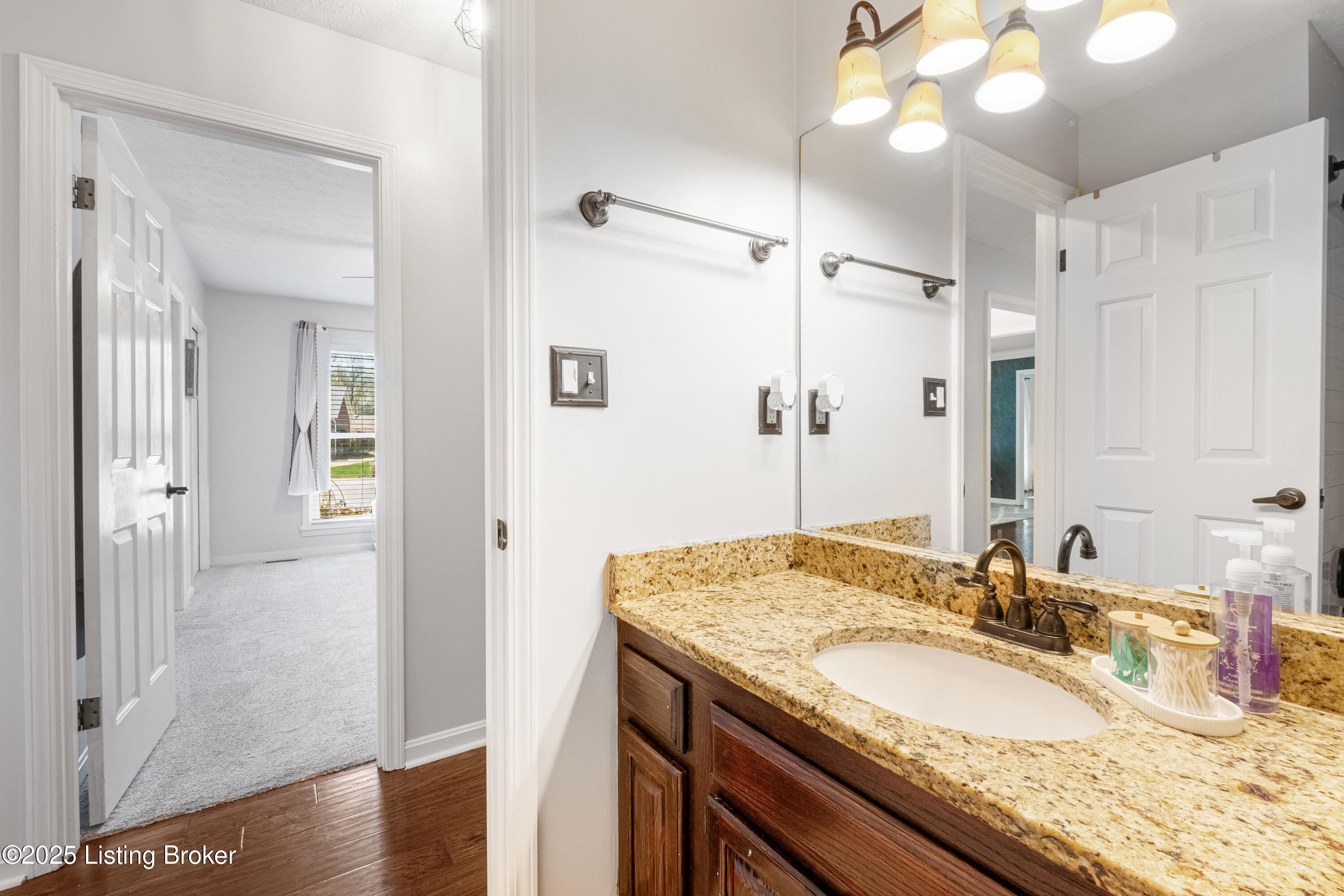 7303 Olde Nantucket Cove, Louisville, Kentucky image 24