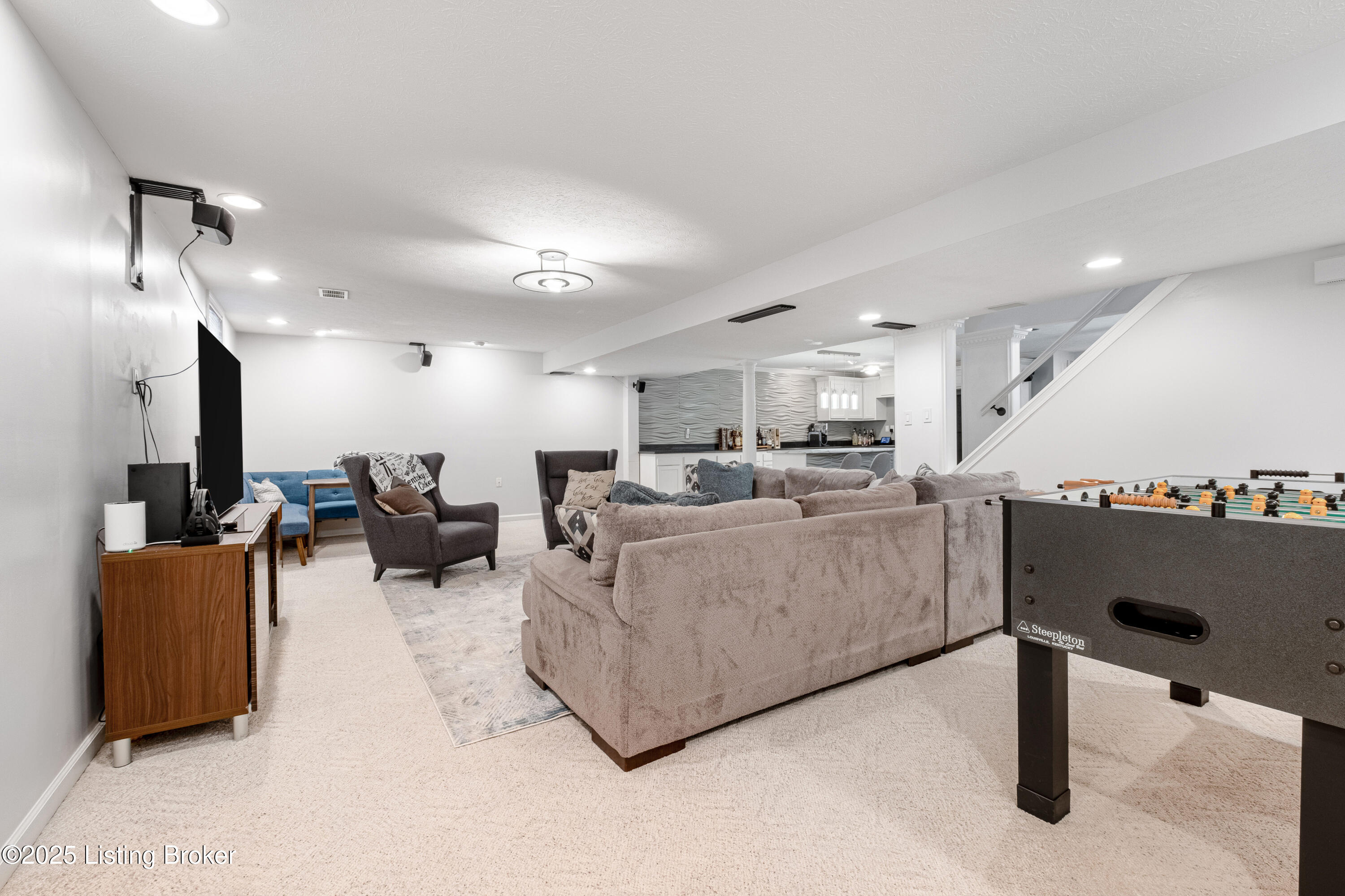 7303 Olde Nantucket Cove, Louisville, Kentucky image 37
